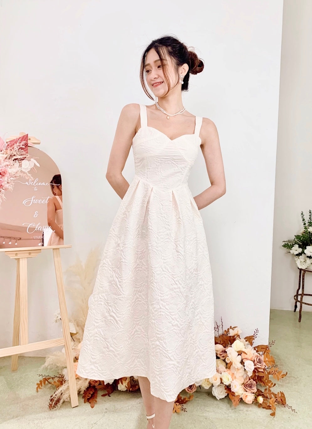 3D Embroidery Sleeveless Flare Midi Dress BEIGE WHITE (S-L)