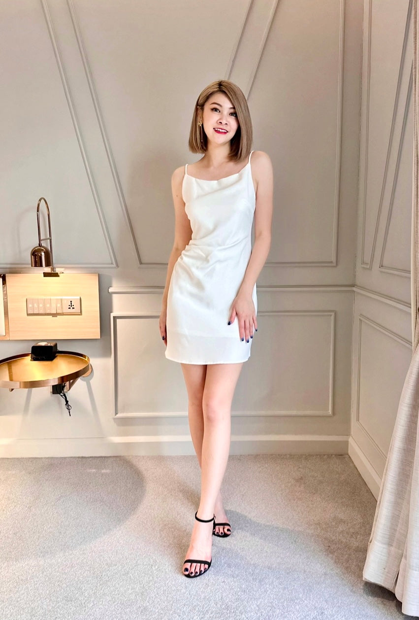 Minimalist Sleeveless Mini Dress WHITE/ MAROON (S-L)