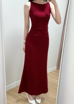 *S&C Made* Sleeveless Pleats Body Fit Mermaid Maxi Dress MAROON/ BLACK (S-XL)