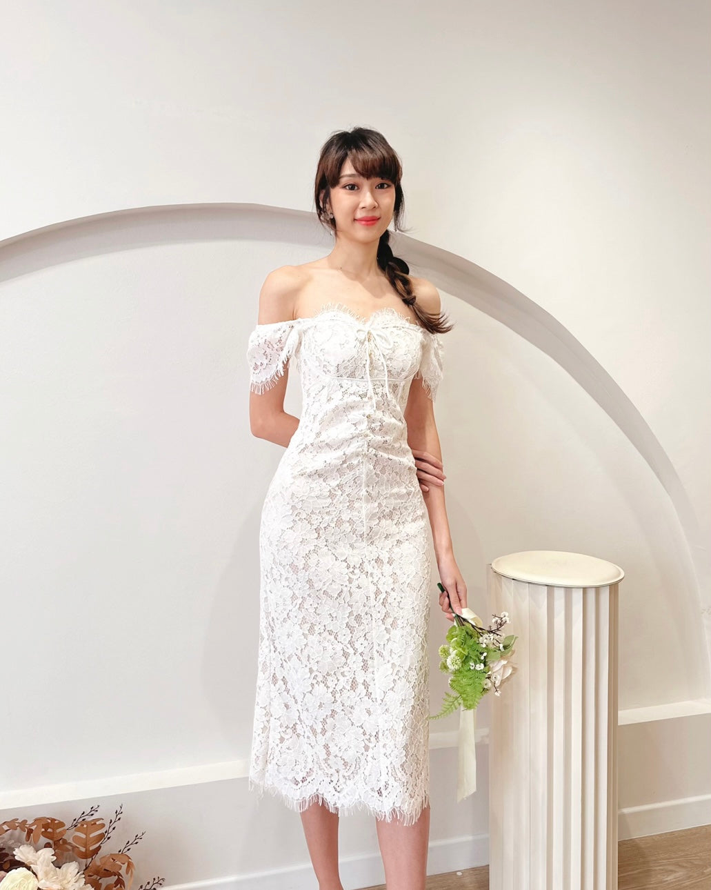Sweetheart Eyelash Lace 2 Way Midi Dress (XS-M) Sweet & Classy Co. Sweetheart Eyelash Lace 2 Way Midi Dress (XS-M) Sweet & Classy Co.