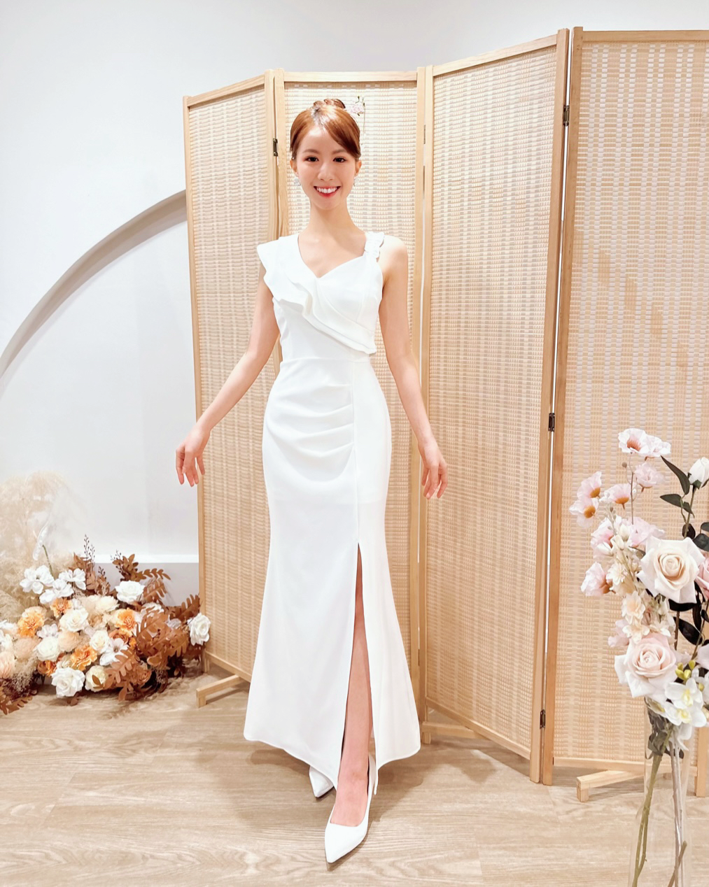 Asymmetry Shoulder Slit Mermaid Maxi Gown (S, L)