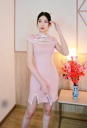 Loop Design Body Fit Cheongsam BABY PINK (SML)