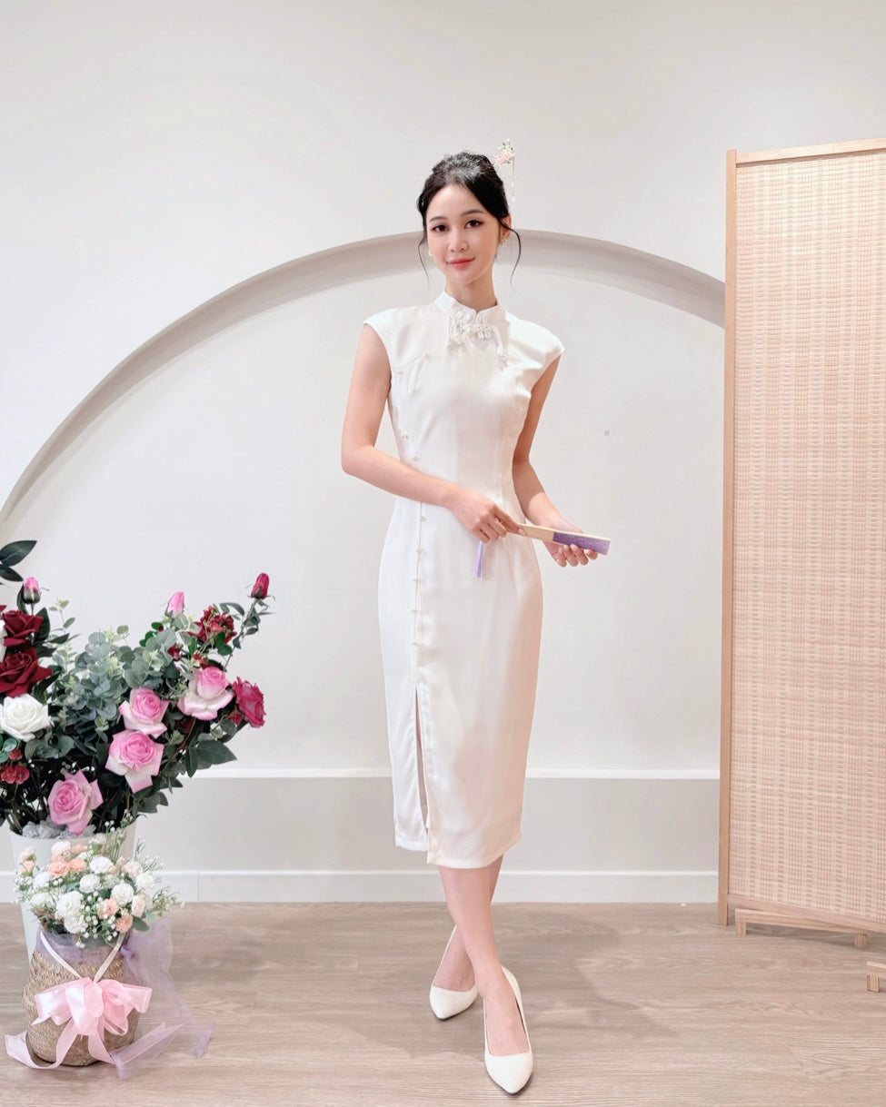 Satin Classic Cap Sleeve Qipao (S-L)