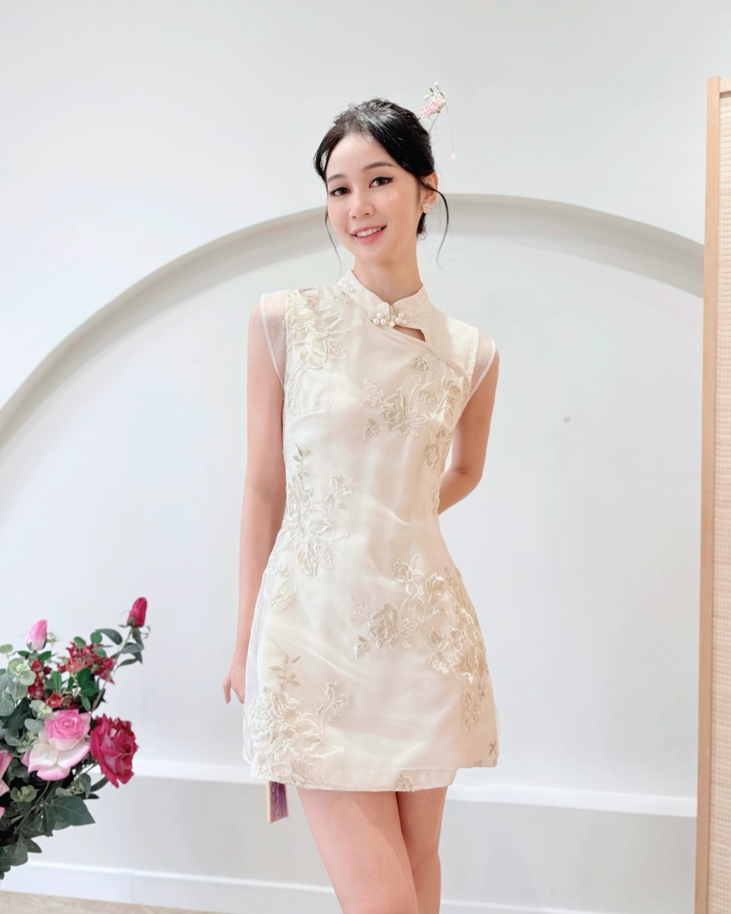 Embroidered Mesh Mini Qipao BEIGE/ PINK (S-L)