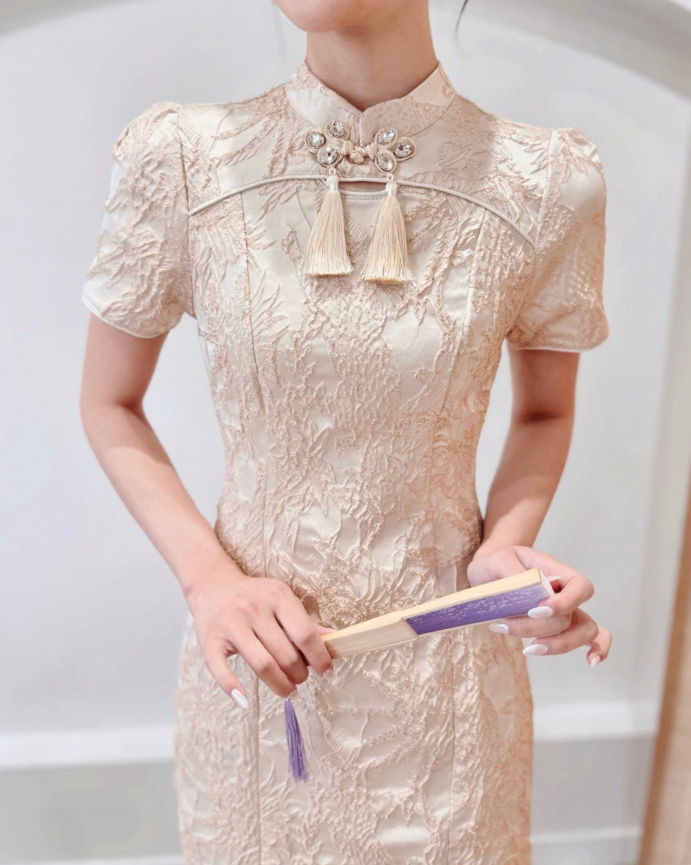 Golden Embroidery Mini Cheongsam BEIGE/ BLACK (S-2XL)