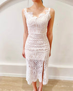 Eyelash Lace Body Fit Slit Midi Dress WHITE/ MAROON (XS-L)
