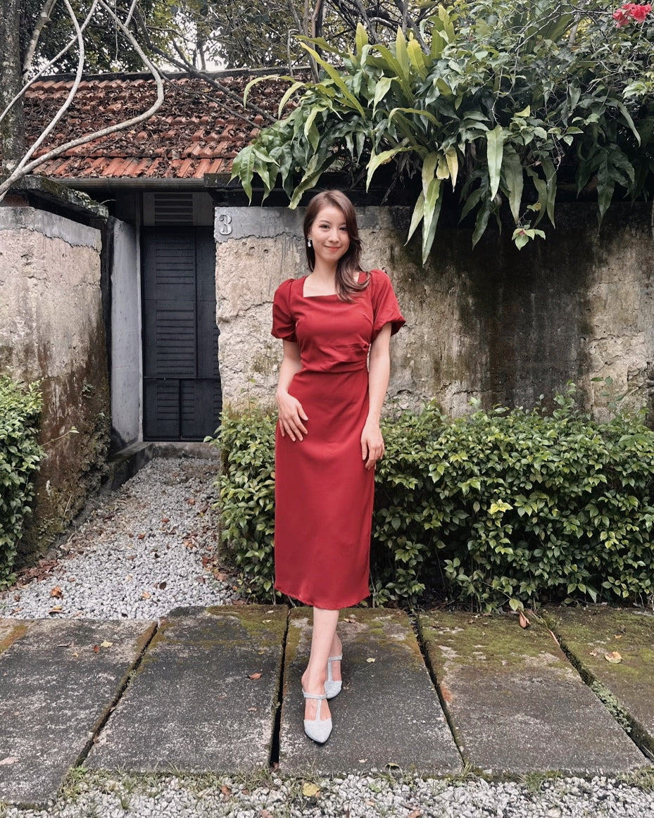 Square Neck Puffy Sleeve Pleats Midi Dress MAROON (S-XL)