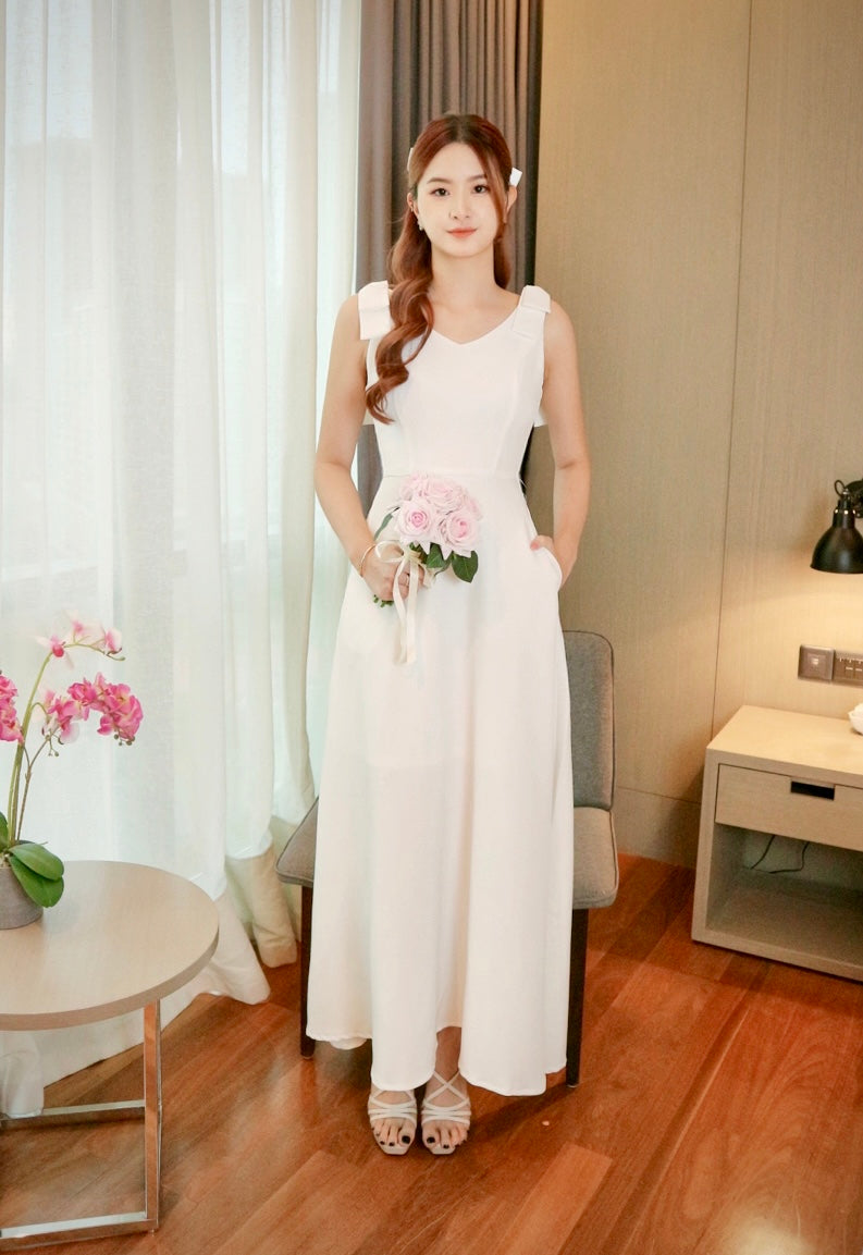V Ribbon Design Maxi Dress (L)