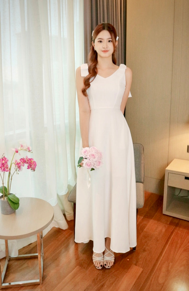 V Ribbon Design Maxi Dress (L)